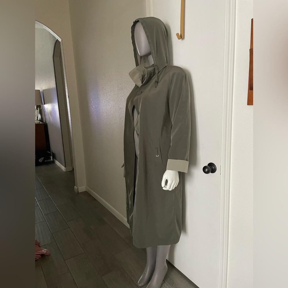 Rain coat olive green size 12